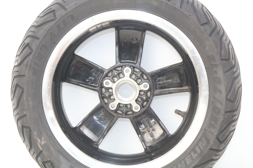 photo de REAR WHEEL RIM PIAGGIO VESPA GTS IGET ABS 125 (2017 - 2023)