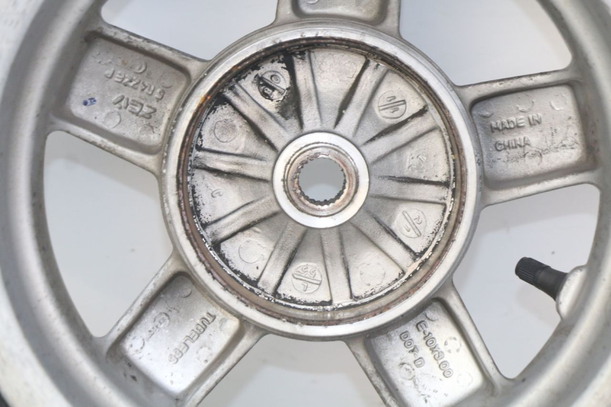 photo de REAR WHEEL RIM PIAGGIO VESPA LXV 125 (2006 - 2009)