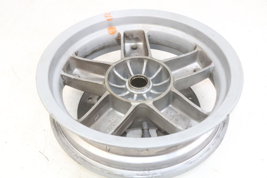 photo de REAR WHEEL RIM PIAGGIO X8 125 (2004 - 2007)