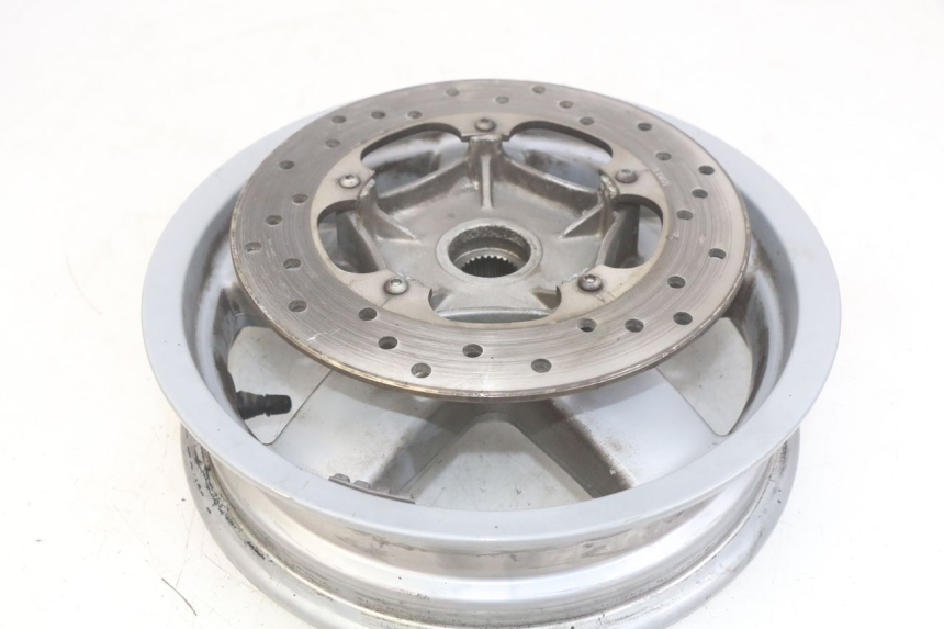 photo de REAR WHEEL RIM PIAGGIO X8 125 (2004 - 2007)