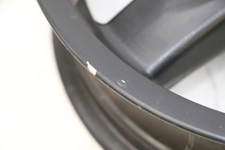 photo de REAR WHEEL RIM PIAGGIO XEVO - X EVO 125 (2007 - 2016) - Component zoom