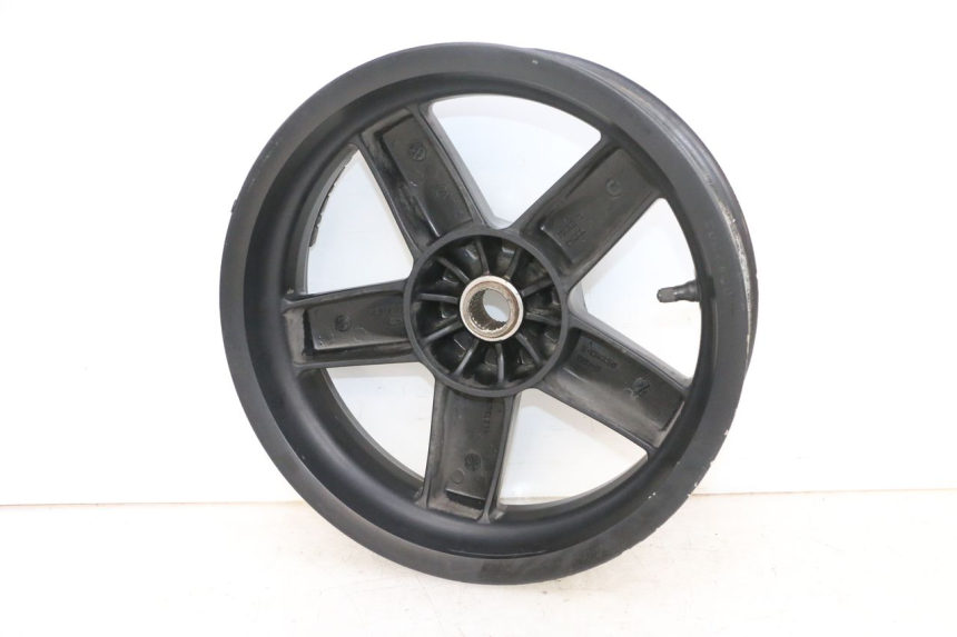 photo de REAR WHEEL RIM PIAGGIO XEVO - X EVO 125 (2007 - 2016) - Technical close-up