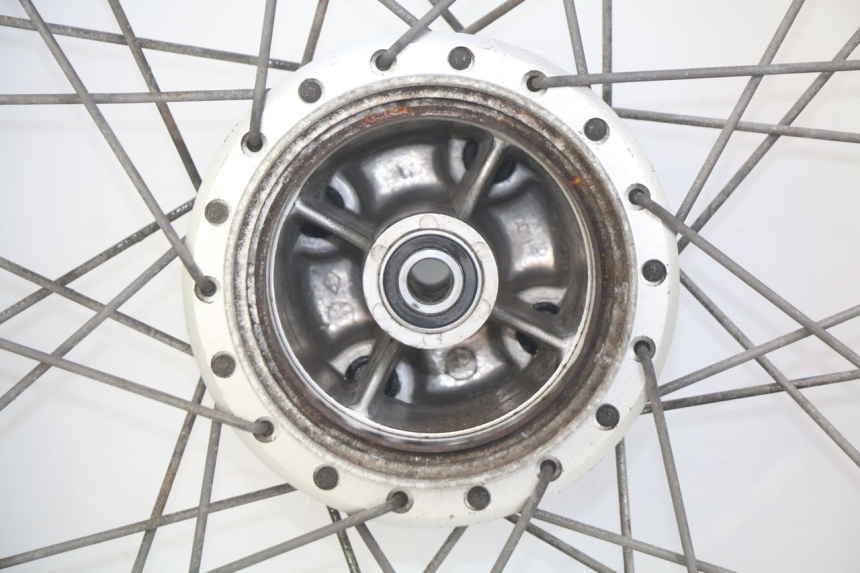 photo de REAR WHEEL RIM YAMAHA SR 125 (1982 - 2003)