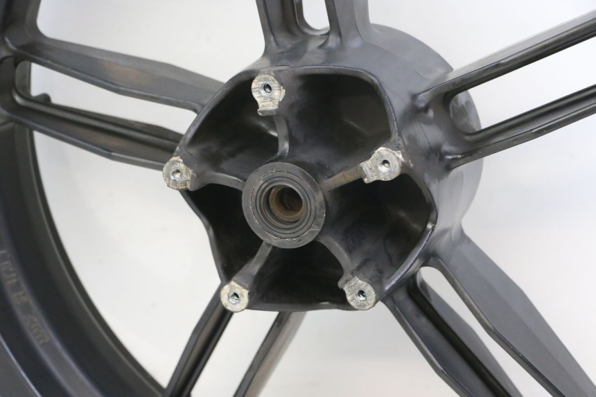 photo de REAR RIM YAMAHA TZR 50 (2008 - 2016)