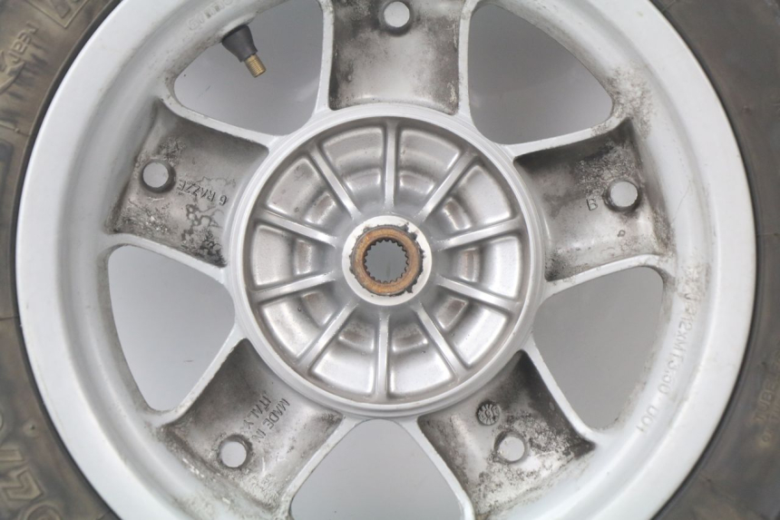 photo de REAR WHEEL RIM YAMAHA YP MAJESTY 125 (1998 - 2001)