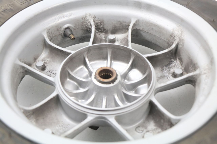 photo de REAR WHEEL RIM YAMAHA YP MAJESTY 125 (1998 - 2001)