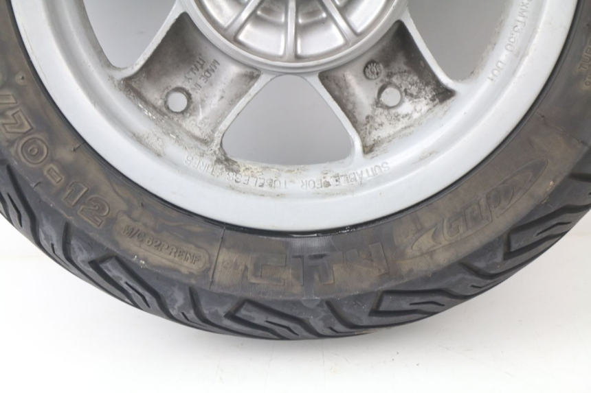 photo de REAR WHEEL RIM YAMAHA YP MAJESTY 125 (1998 - 2001)