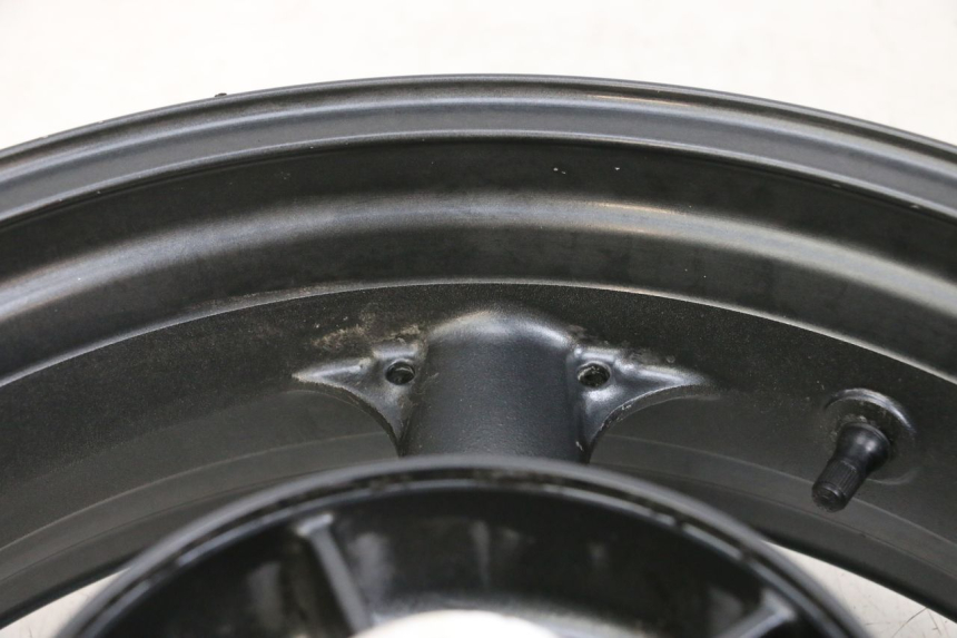 photo de REAR RIM KAWASAKI ZR 7 750 (1999 - 2001) - Alternative perspective