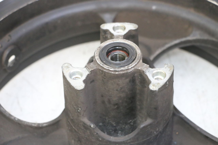 photo de FRONT WHEEL RIM KYMCO AGILITY 4T 50 (2005 - 2018)