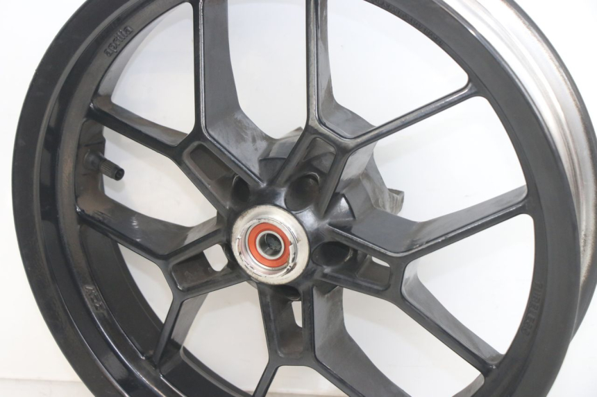 photo de FRONT WHEEL RIM APRILIA SR 2T 50 (2012 - 2017)