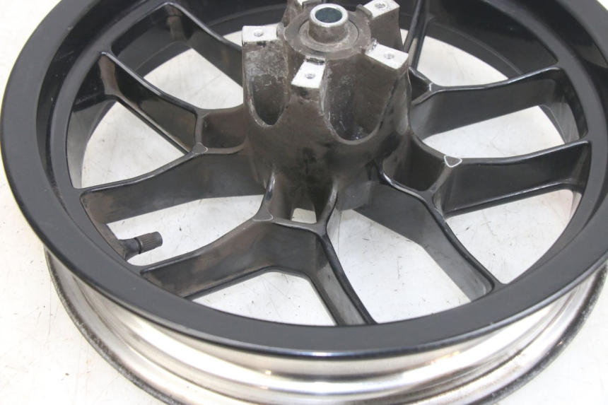 photo de FRONT WHEEL RIM APRILIA SR 2T 50 (2012 - 2017)