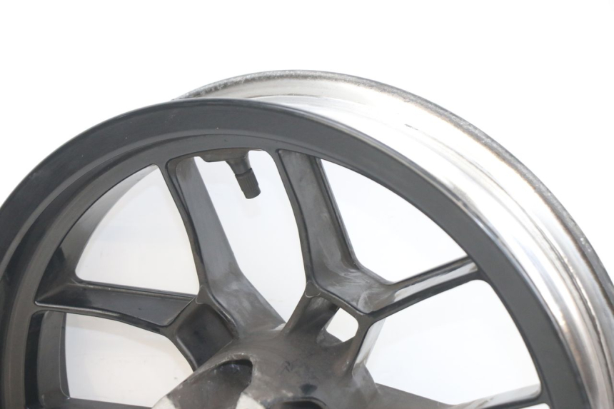 photo de FRONT WHEEL RIM APRILIA SR 2T 50 (2012 - 2017)