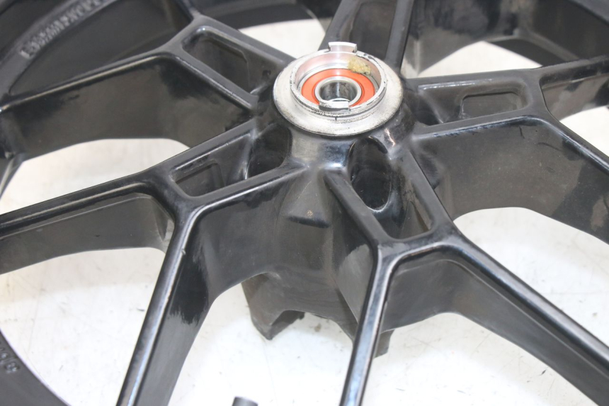 photo de FRONT WHEEL RIM APRILIA SR 2T 50 (2012 - 2017)