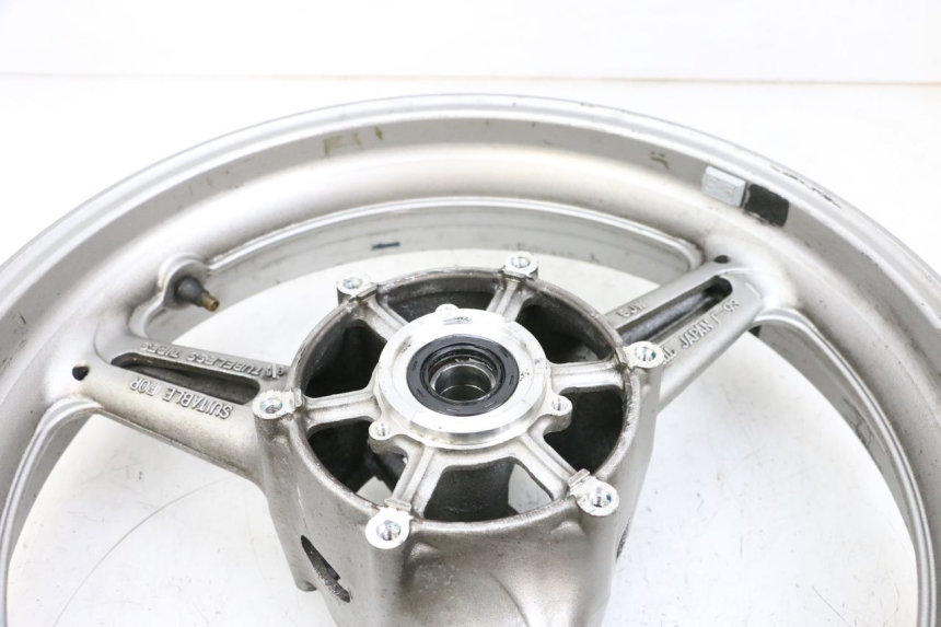 photo de FRONT WHEEL RIM YAMAHA FJR ABS 1300 (2006 - 2012) - Distinctive features