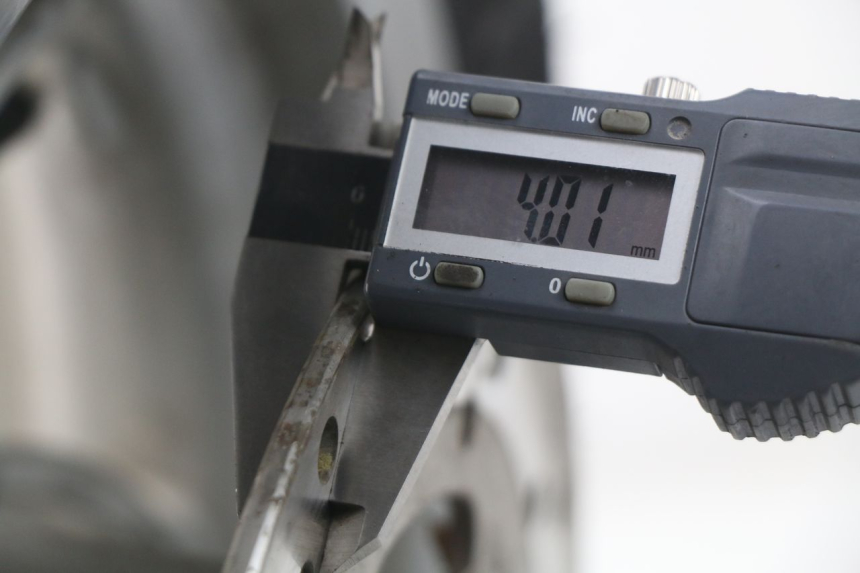 photo de FRONT RIM PIAGGIO FLY IE 125 (2012 - 2017)