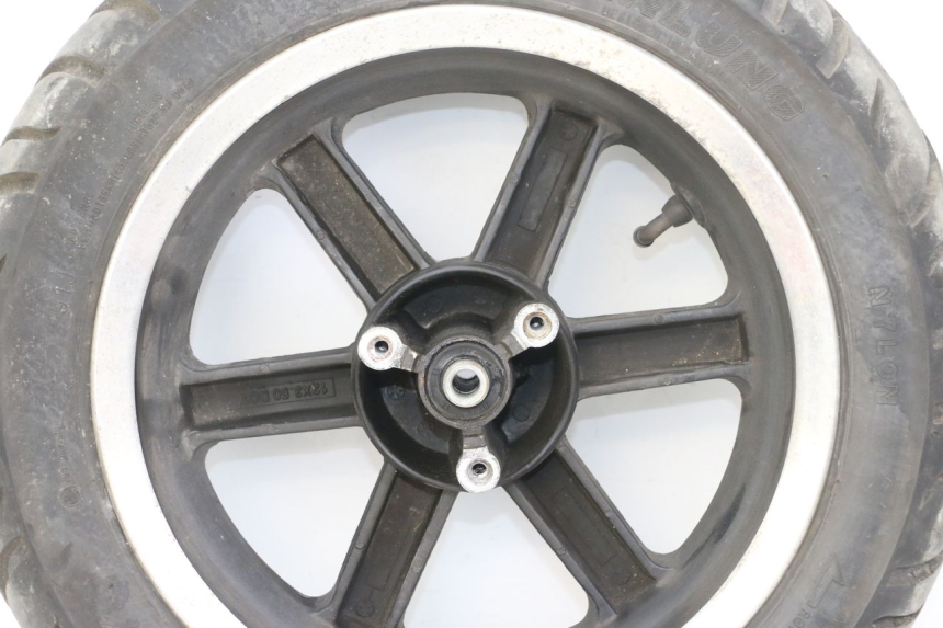 photo de FRONT RIM GOES WIKI 125 (2010 - 2015) - Distinctive features