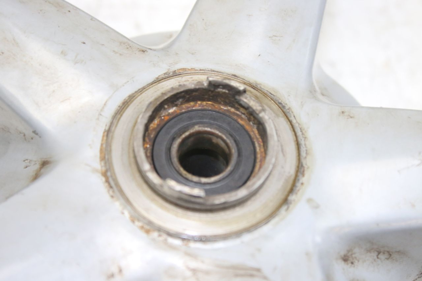 photo de FRONT WHEEL PIAGGIO LIBERTY 4T 50 (2004 - 2008)