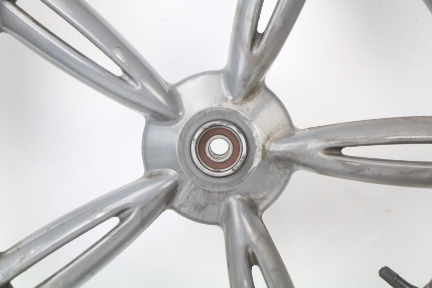 photo de FRONT RIM PEUGEOT LOOXOR 125 (2002 - 2006) - Zoom on usage condition