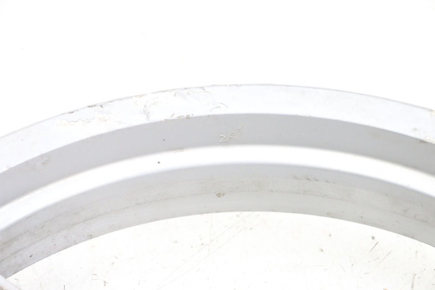 photo de FRONT WHEEL RIM PEUGEOT LUDIX 50 (2008 - 2017) - Fixing points details