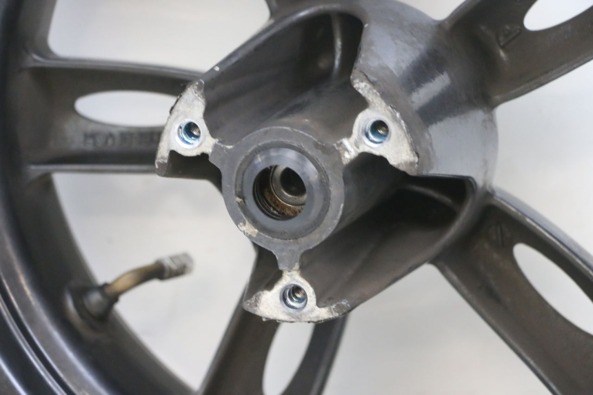 photo de FRONT WHEEL YAMAHA NEOS NEO'S 4T 50 (2008 - 2016) - Technical close-up