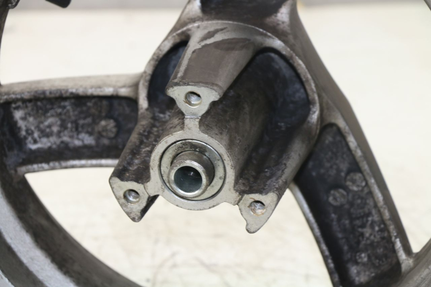 photo de FRONT RIM PEUGEOT VIVACITY 125 (2010 - 2017)