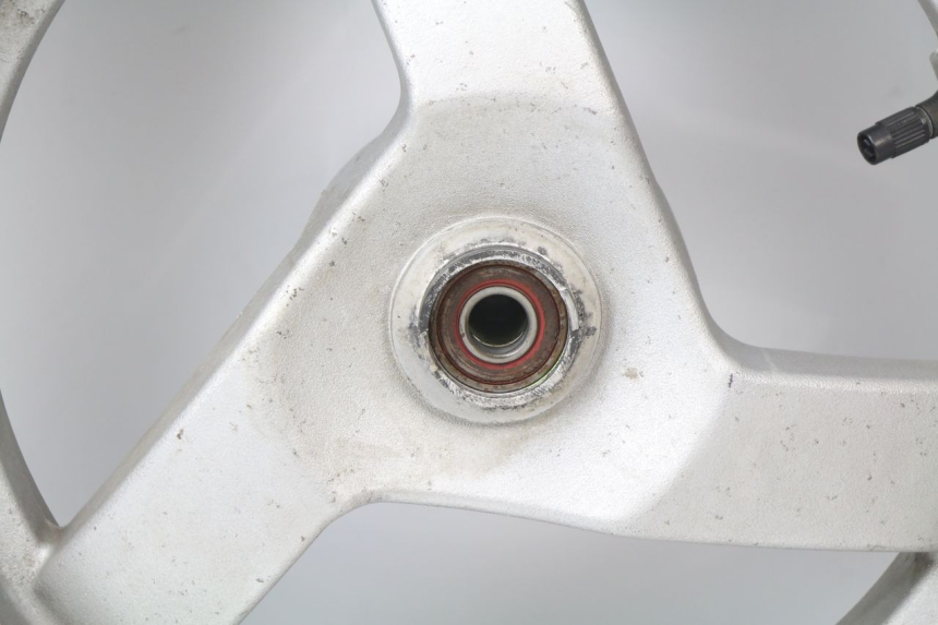 photo de FRONT WHEEL RIM PEUGEOT VIVACITY NEW 2T 50 (2008 - 2017)