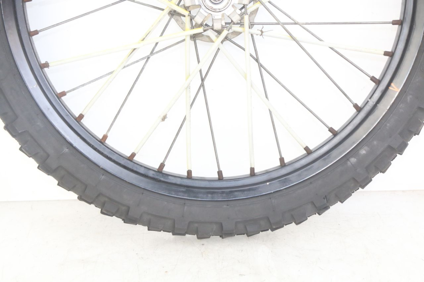 photo de FRONT WHEEL RIM PEUGEOT XP6 50 (2006 - 2011)