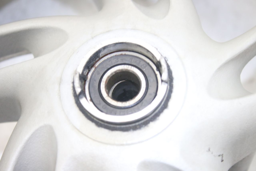 photo de FRONT WHEEL PIAGGIO FLY 4T 50 (2013 - 2017)