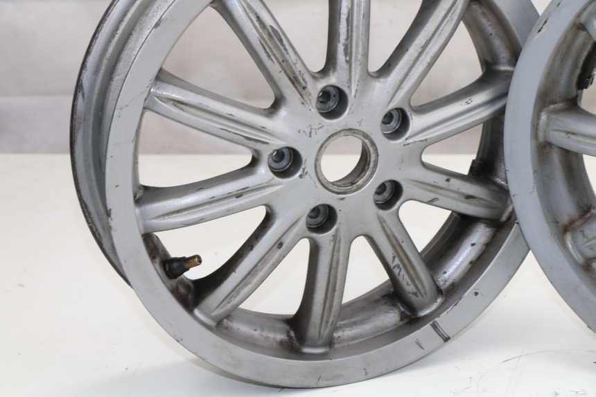 photo de FRONT WHEEL RIM PIAGGIO MP3 LT 400 (2007 - 2012)