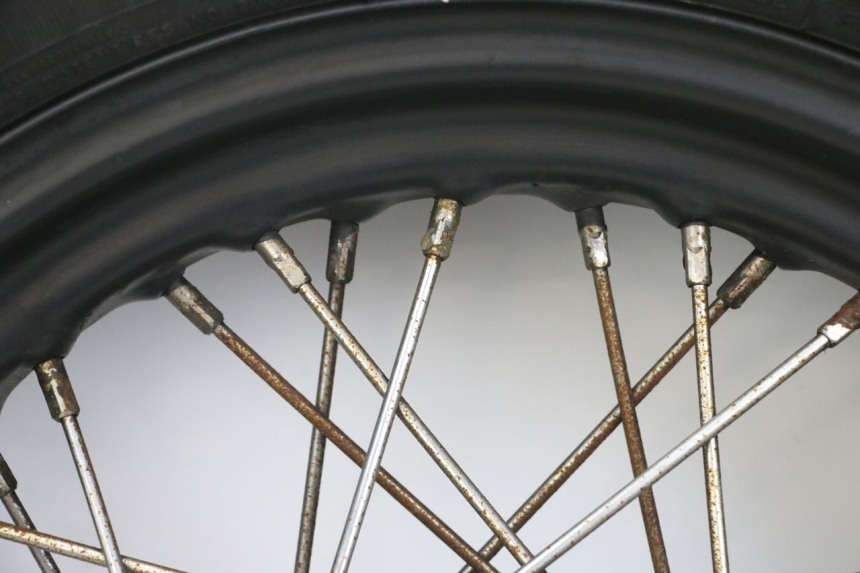 photo de FRONT RIM HARLEY DAVIDSON SPORTSTER XL CUSTOM 1200 (2003 - 2004) - Additional view of the item