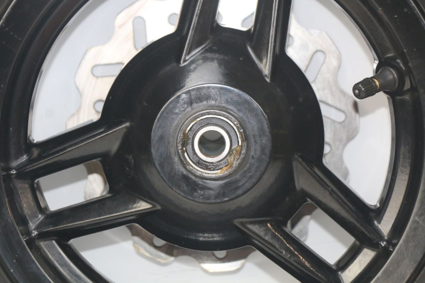 photo de FRONT RIM PEUGEOT STREETZONE 4T 50 (2018 - 2023)