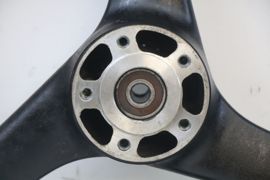 photo de FRONT RIM SUZUKI GS F 500 (2004 - 2007)