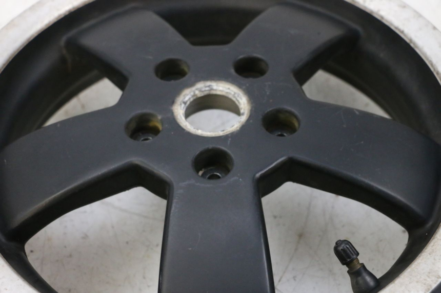 photo de FRONT WHEEL RIM PIAGGIO VESPA GTS SUPER IE 125 (2009 - 2016) - Technical close-up