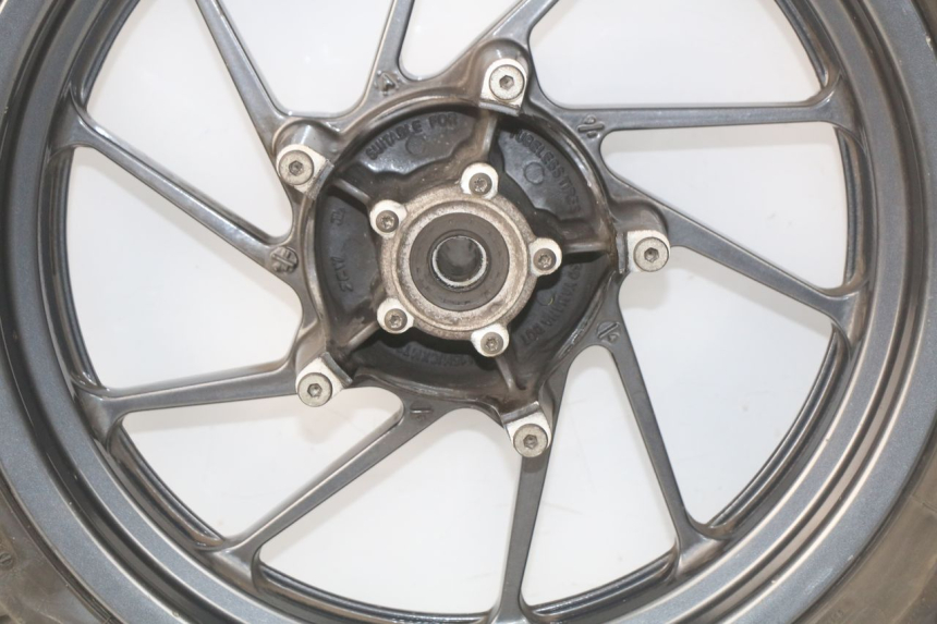 photo de FRONT RIM YAMAHA YP X-MAX XMAX 400 (2014 - 2017)
