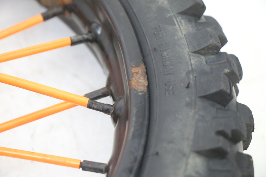 photo de FRONT RIM AND TIRE APOLLO RFZ 125