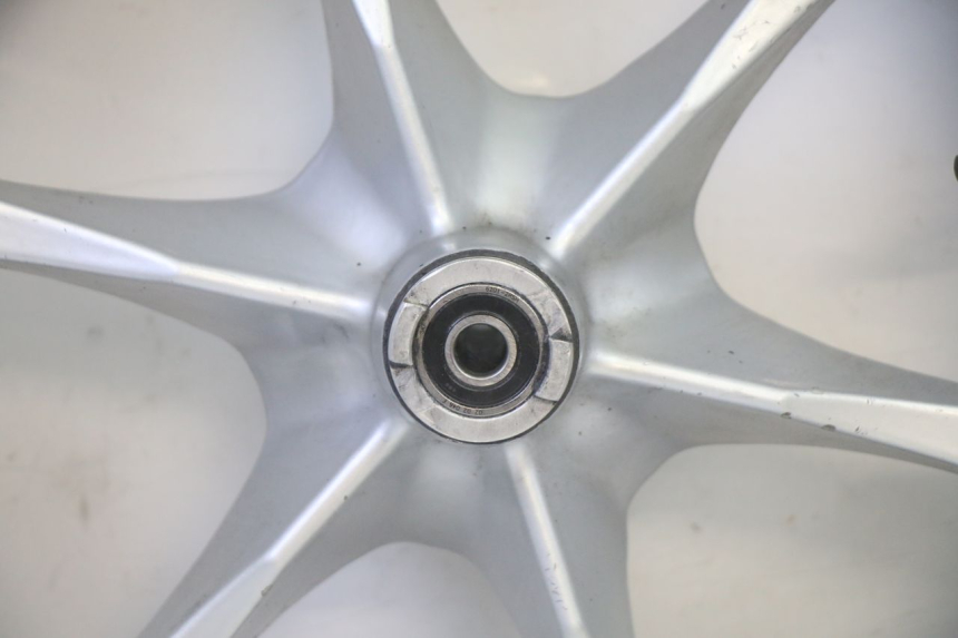 photo de FRONT RIM AND TIRE SUZUKI BURGMAN 125 (2007 - 2014)