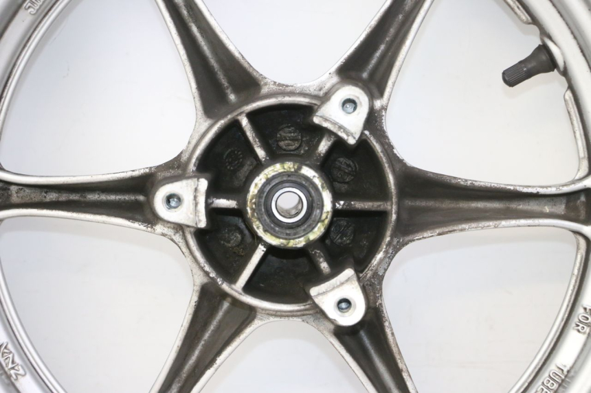 photo de FRONT RIM AND TIRE SUZUKI BURGMAN 125 (2007 - 2014)