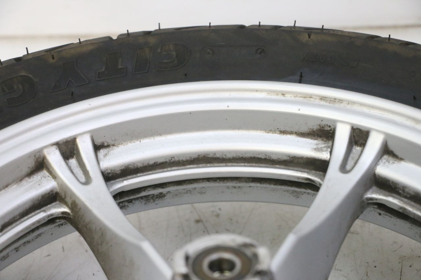 photo de FRONT RIM AND TIRE SUZUKI BURGMAN 125 (2007 - 2014)