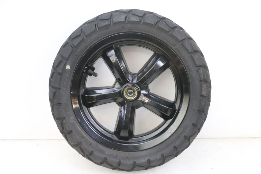 photo de FRONT RIM AND TIRE SYM CROX 4T 50 (2016 - 2023) - Main view