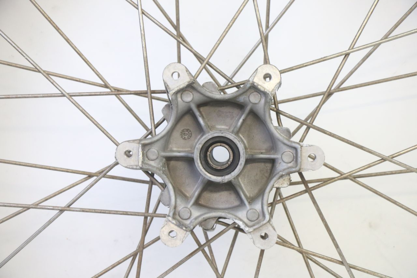 photo de FRONT RIM AND TIRE APRILIA ETX 125 (1998 - 2002)