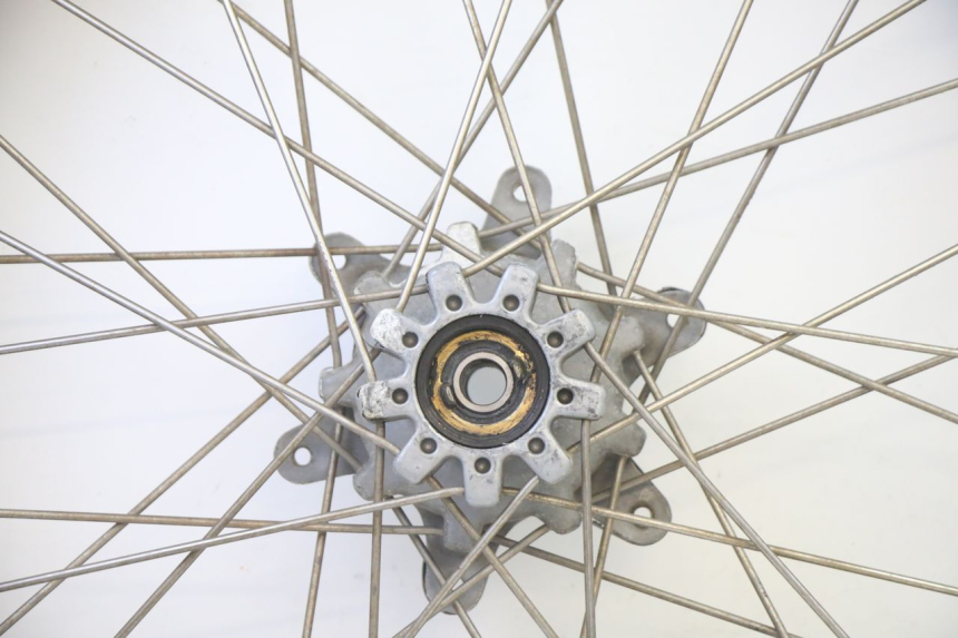 photo de FRONT RIM AND TIRE APRILIA ETX 125 (1998 - 2002)