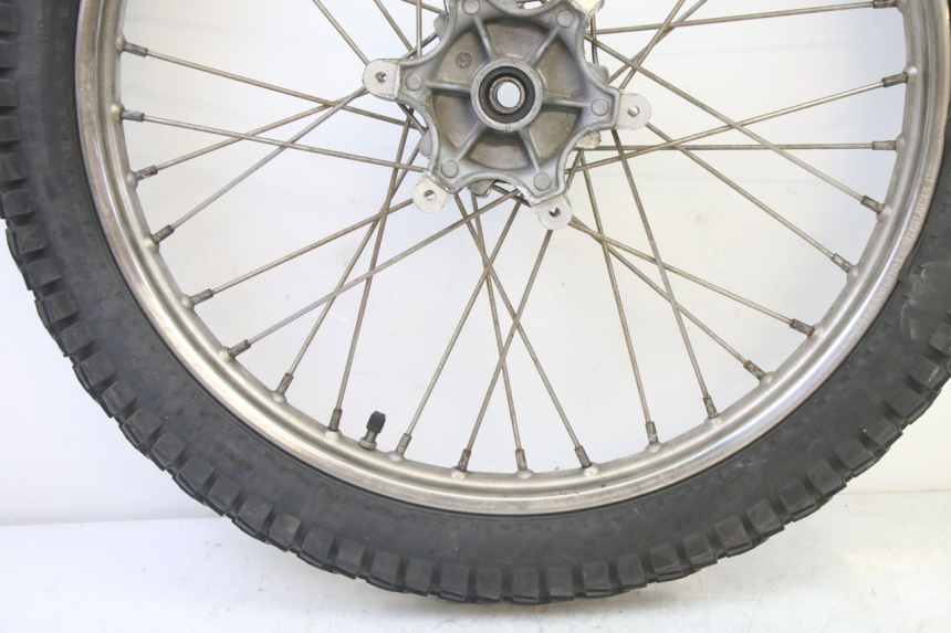 photo de FRONT RIM AND TIRE APRILIA ETX 125 (1998 - 2002)