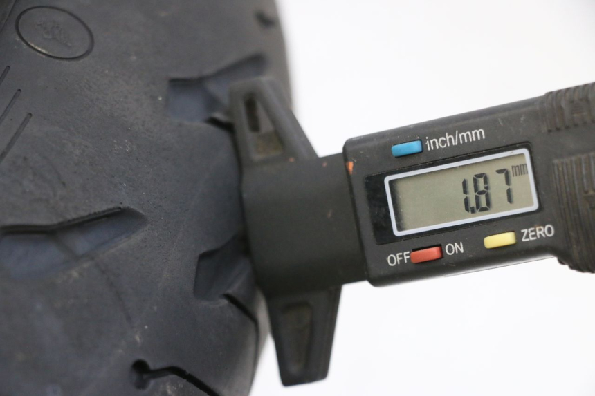 photo de FRONT RIM AND TIRE YAMAHA FJR ABS 1300 (2006 - 2012) - Component detail