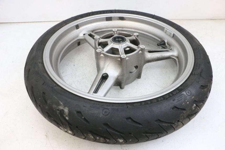 photo de FRONT RIM AND TIRE YAMAHA FJR ABS 1300 (2006 - 2012) - Zoom on usage condition