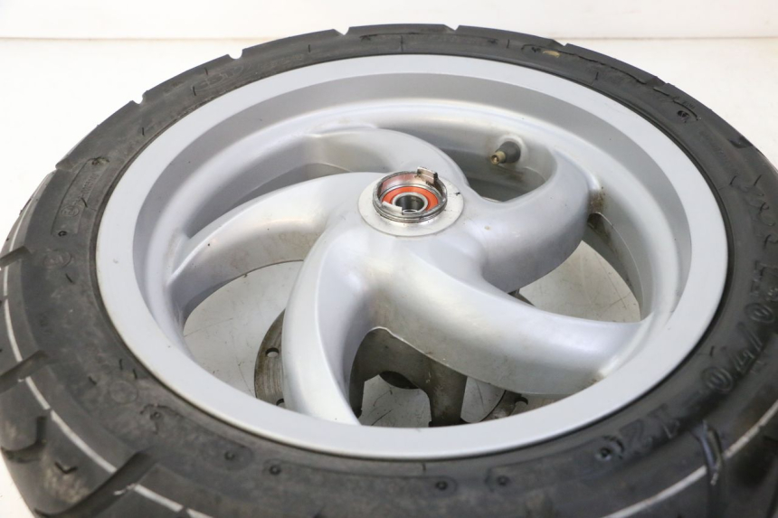 photo de FRONT RIM AND TIRE PIAGGIO FLY 2T 50 (2004 - 2017)