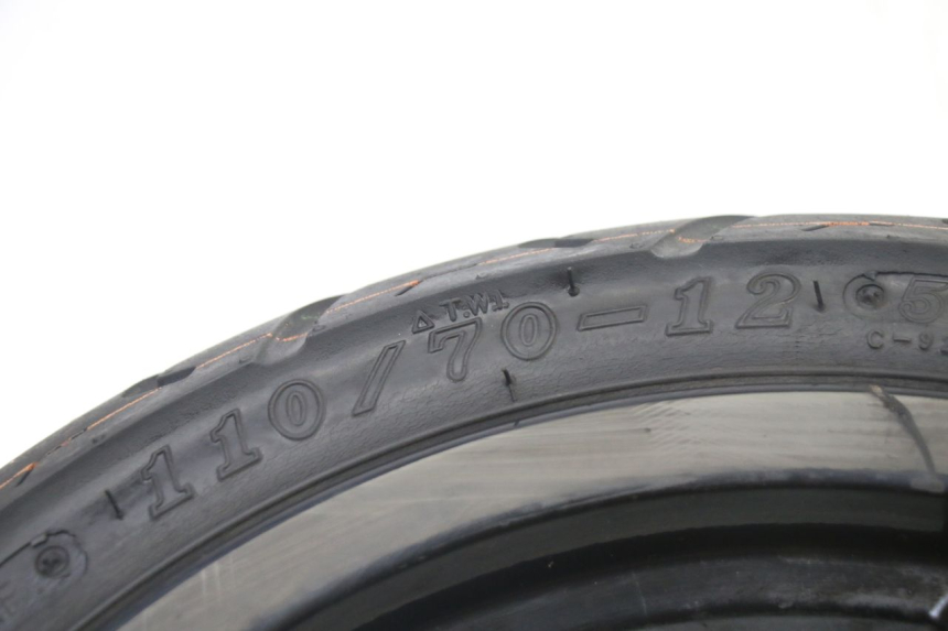 photo de FRONT RIM AND TIRE PEUGEOT KISBEE 4T 50 (2018 - 2022)