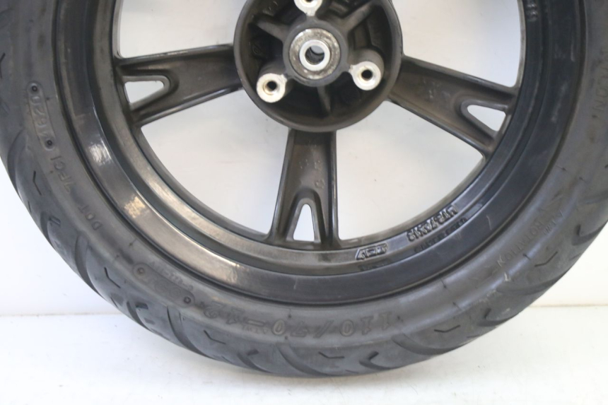 photo de FRONT RIM AND TIRE PEUGEOT KISBEE 4T 50 (2018 - 2022)