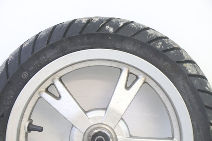 photo de FRONT RIM AND TIRE PEUGEOT KISBEE 4T 50 (2018 - 2022)