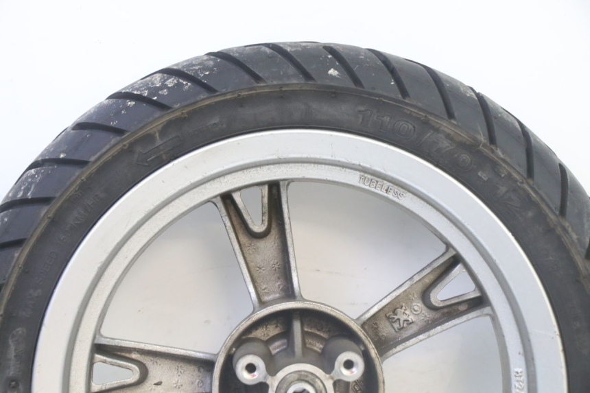 photo de FRONT RIM AND TIRE PEUGEOT KISBEE 4T 50 (2018 - 2022)