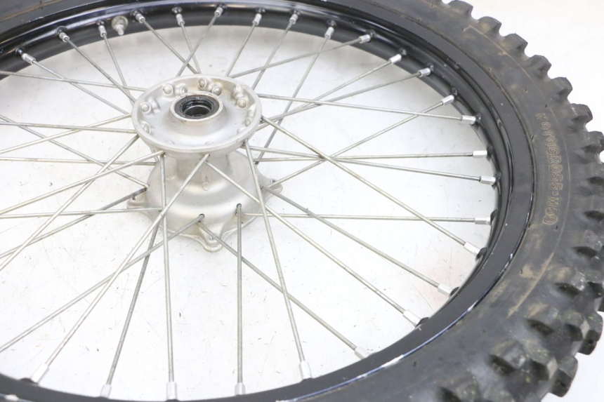 photo de FRONT RIM AND TIRE KAWASAKI KXF KX-F 250 (2017 - 2019) - Alternative perspective